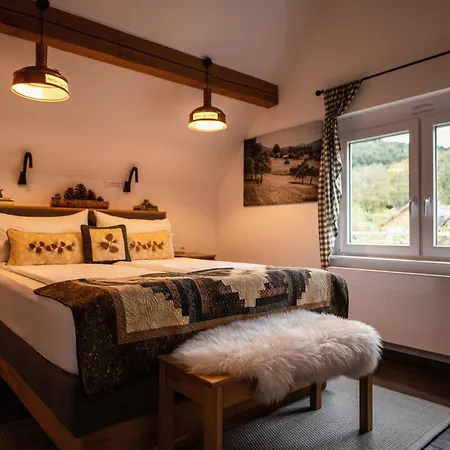 Pine Cone Loft On Baden-baden's Panorama Trail Apartament