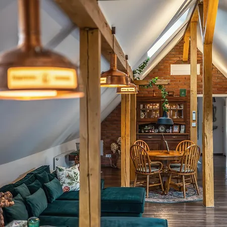 Pine Cone Loft On Baden-baden's Panorama Trail *