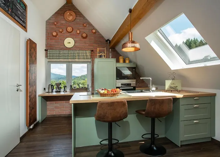 Pine Cone Loft On Baden-baden's Panorama Trail