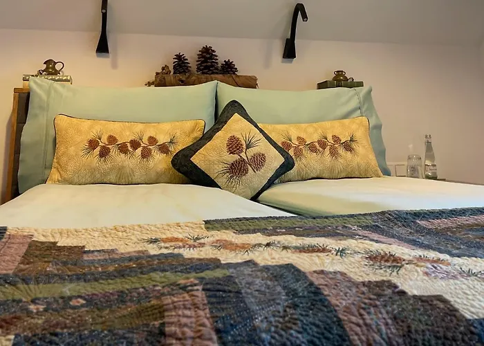 Pine Cone Loft On Baden-baden's Panorama Trail Apartament *